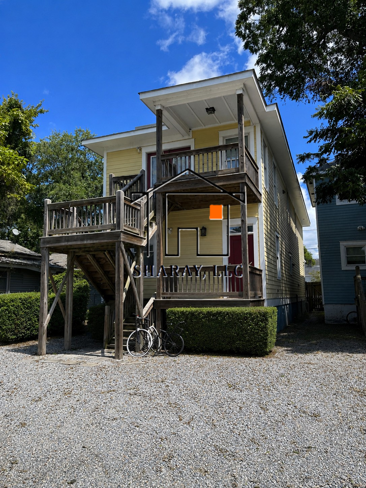 1507 Barnard Street  UpperApt B #B - Photo 2 of 14