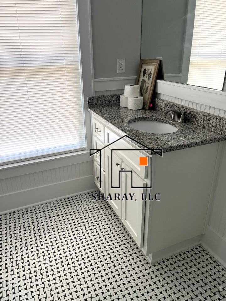 1507 Barnard Street  UpperApt B #B - Photo 4 of 14