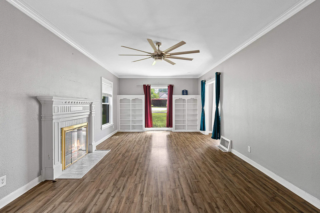 513 E Young St - Photo 6 of 19