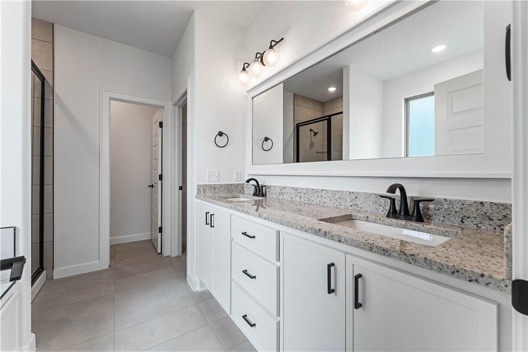 803 W Johnson Ave - Photo 7 of 20