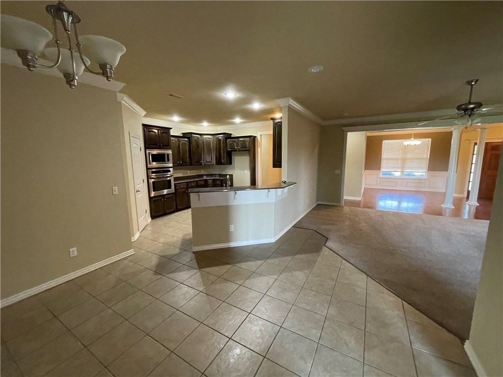 2427 Mckinley Blvd - Photo 6 of 8