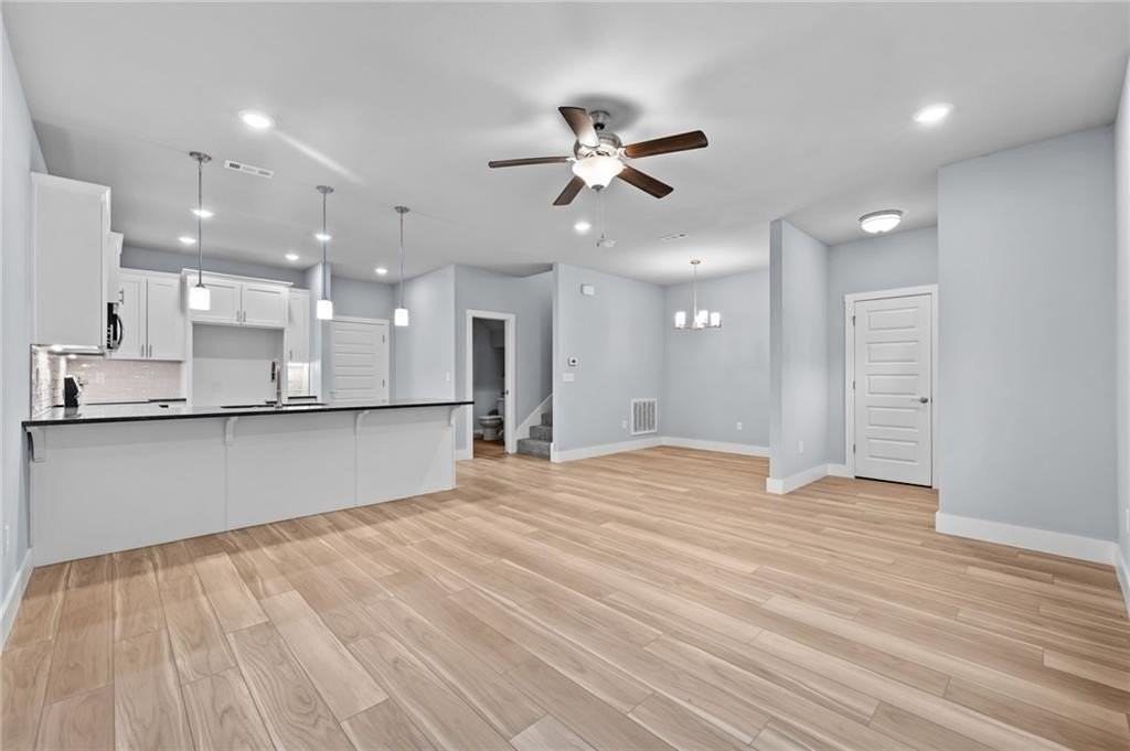 2220 W Million Ln - Photo 5 of 34