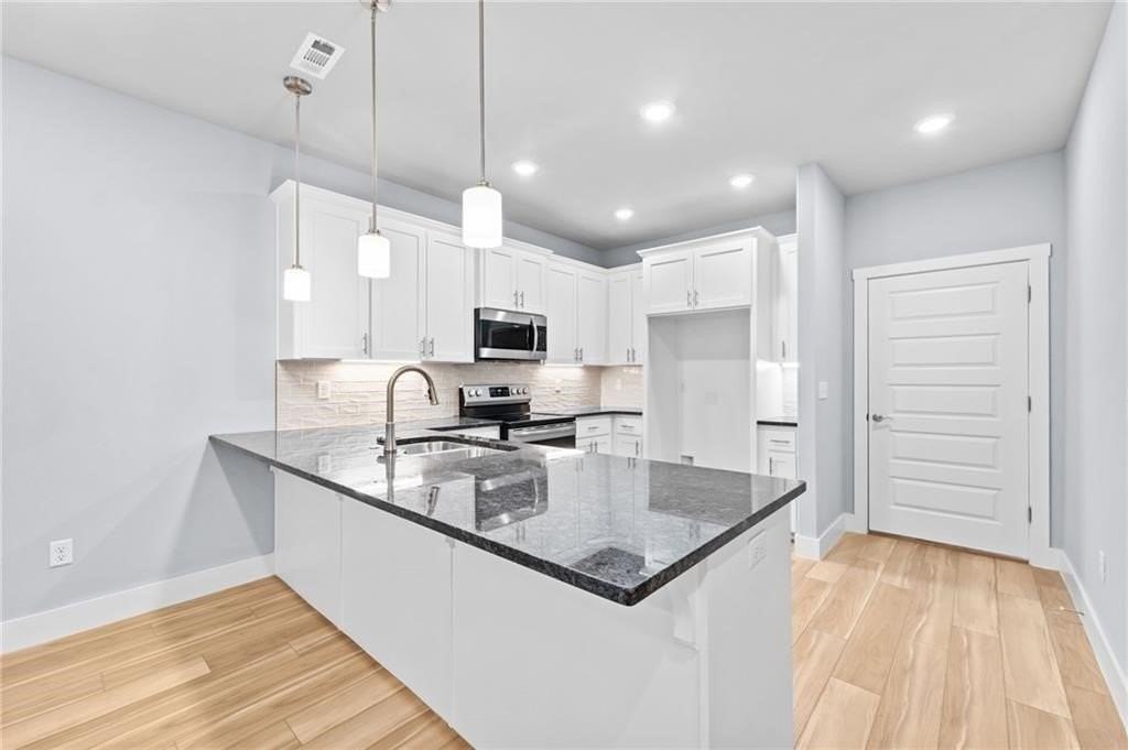 2220 W Million Ln - Photo 7 of 34