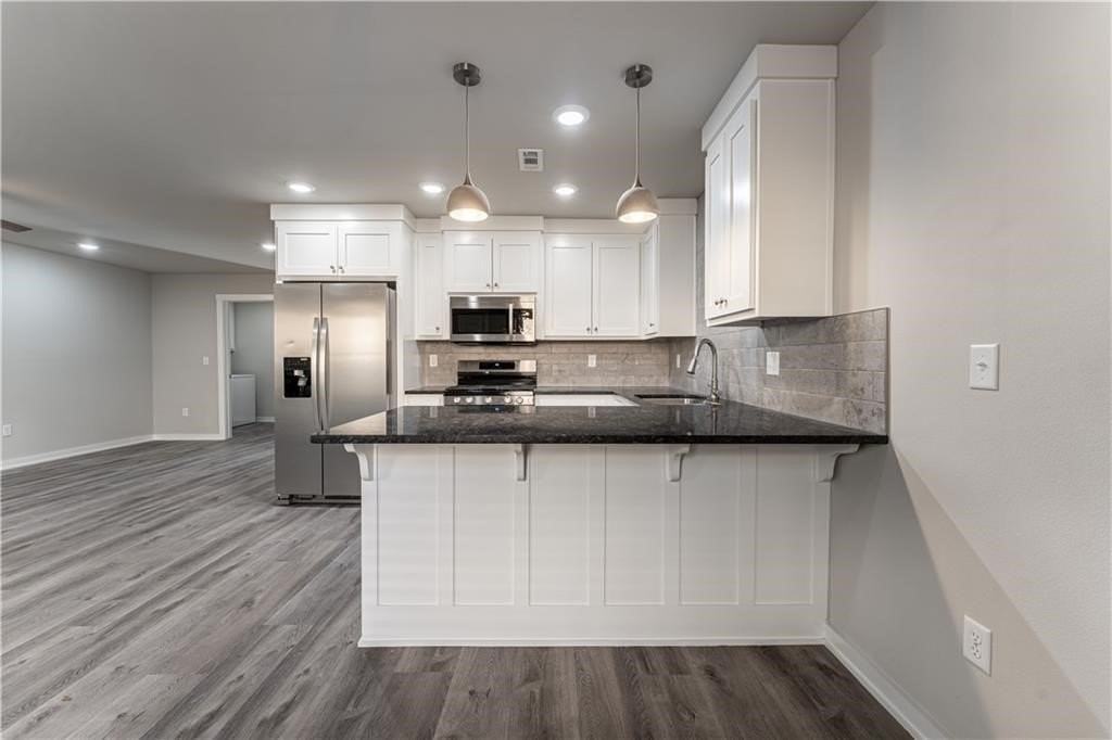 102 Ryder St - Photo 7 of 31
