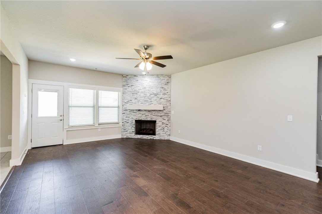 1930 Lordsburg Ct - Photo 2 of 24