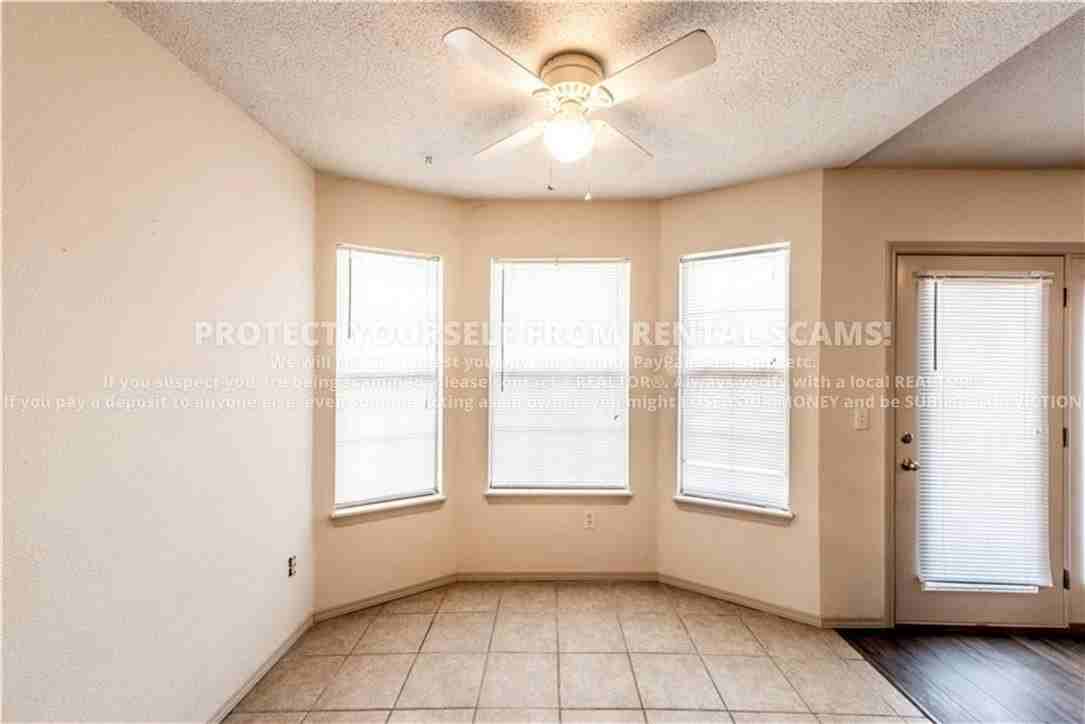 1348 S Jasmine Ln - Photo 6 of 15