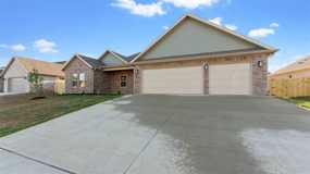 97 N Adler Ave - Photo 1 of 1