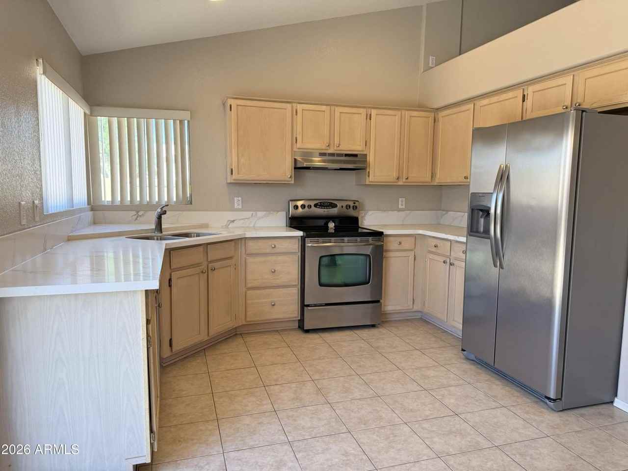 1330 W Gary Dr - Photo 3 of 14