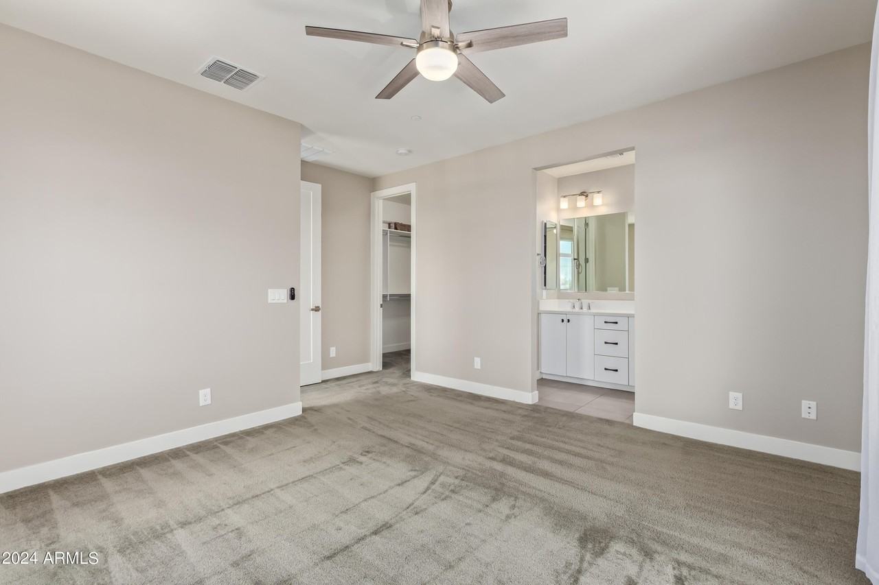 3104 N 71st St - Photo 5 of 28