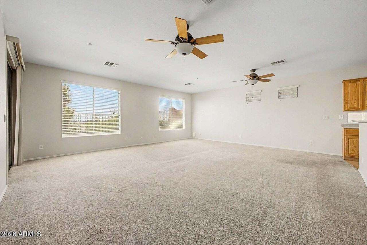 42108 N Anthem Heights Dr - Photo 2 of 15
