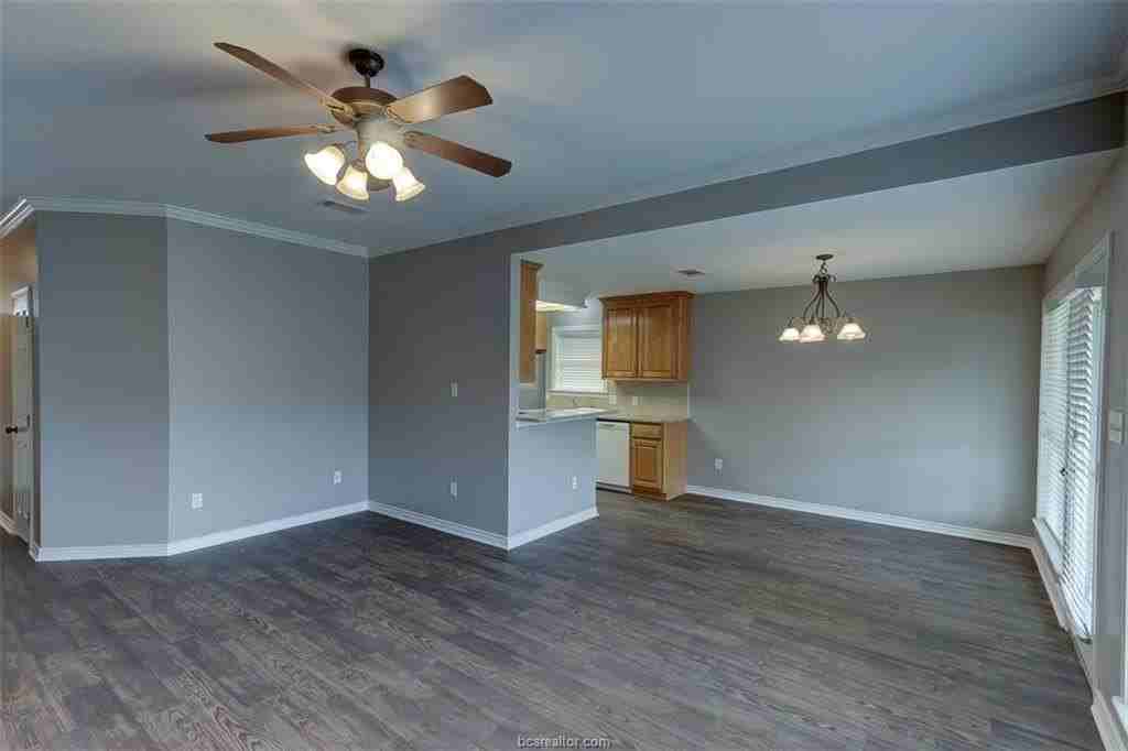 113 Karten Ln - Photo 5 of 29