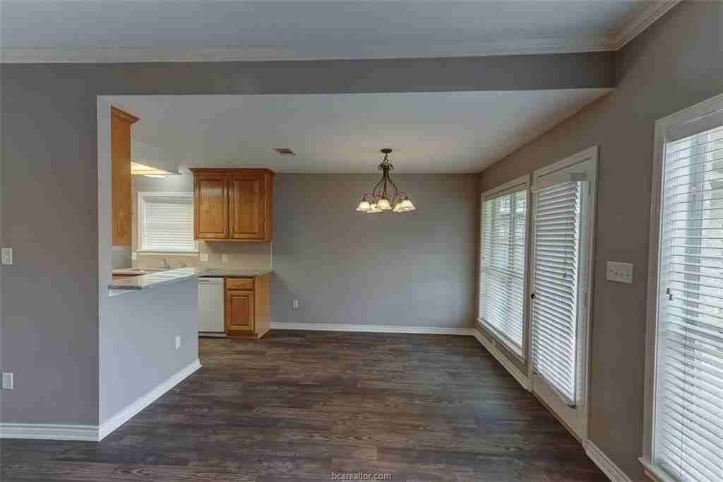 113 Karten Ln - Photo 6 of 29