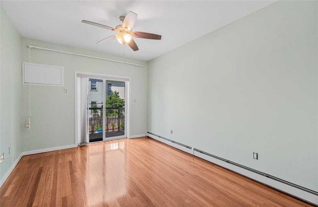 2315 82nd St - Photo 5 of 9