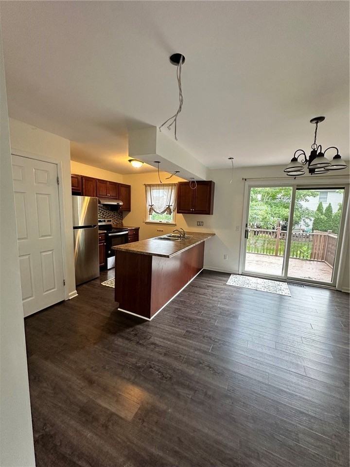 6437 Sterling Cir - Photo 5 of 24