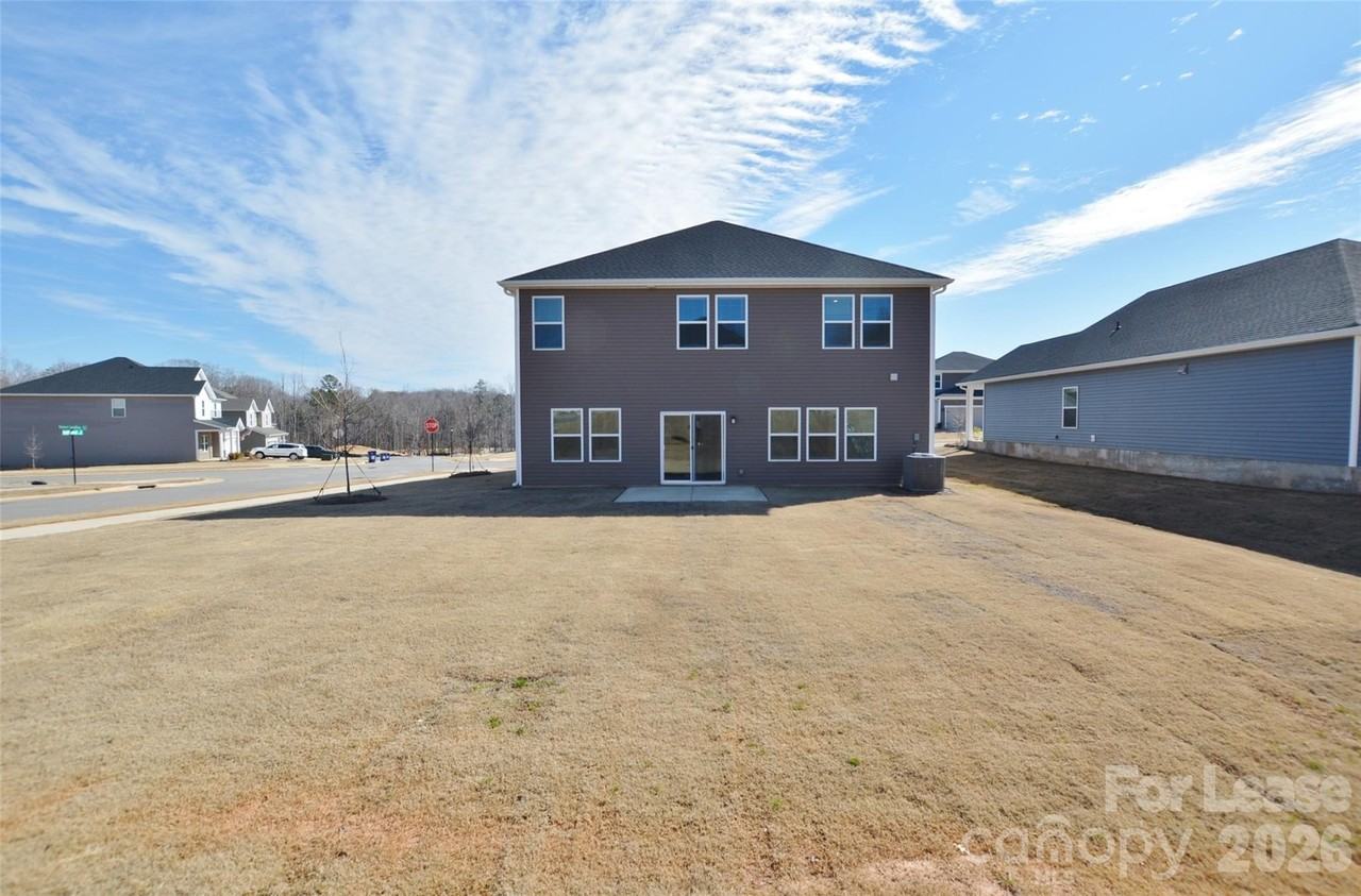 1537 Harper Landing Blvd - Photo 3 of 22