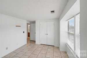 featured image of 1624 Arlyn Cir #J