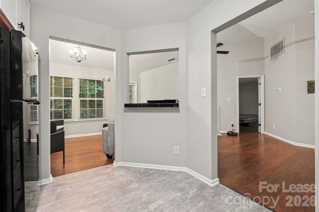 6121 Gray Gate Ln #K - Photo 5 of 22