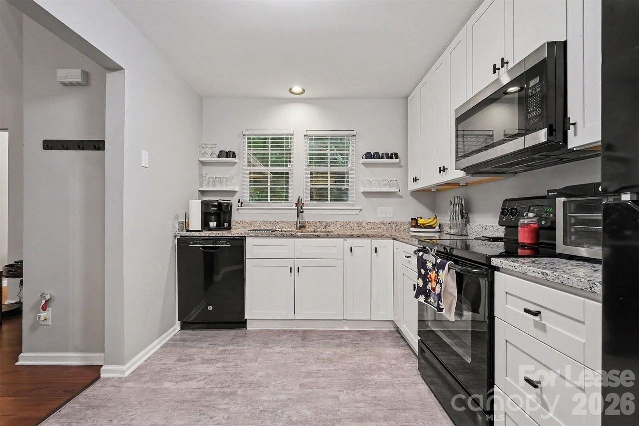 6121 Gray Gate Ln #K - Photo 7 of 22