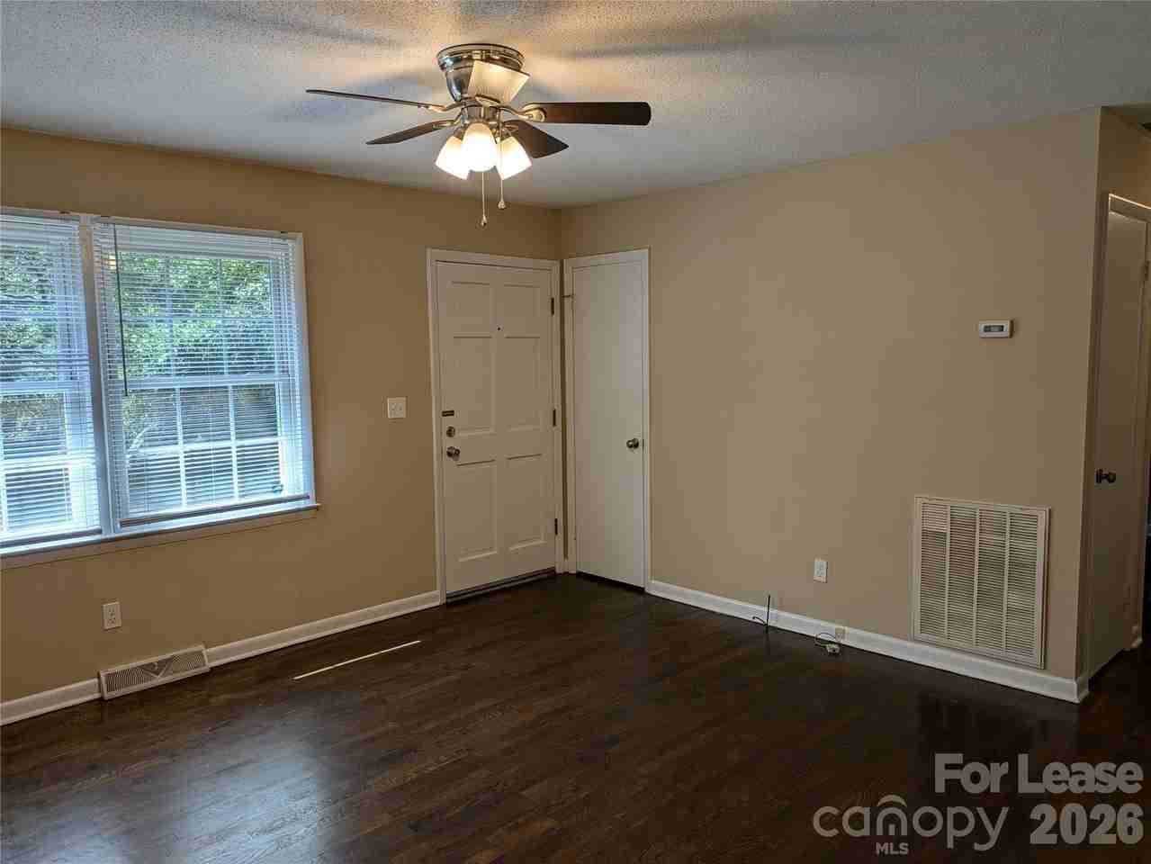 362 Cabarrus Ave - Photo 4 of 18