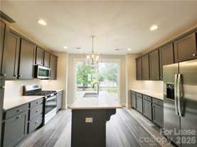 618 W End Dr - Photo 1 of 1
