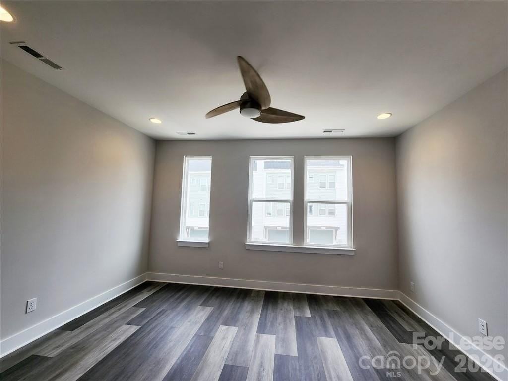 618 W End Dr - Photo 6 of 16
