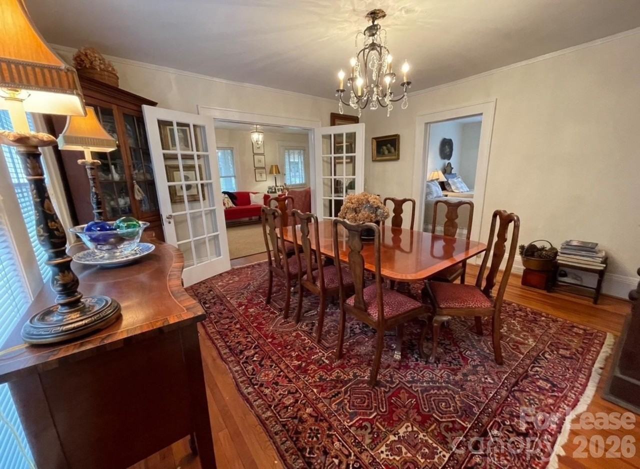 218 Circle Ave #218 - Photo 3 of 20