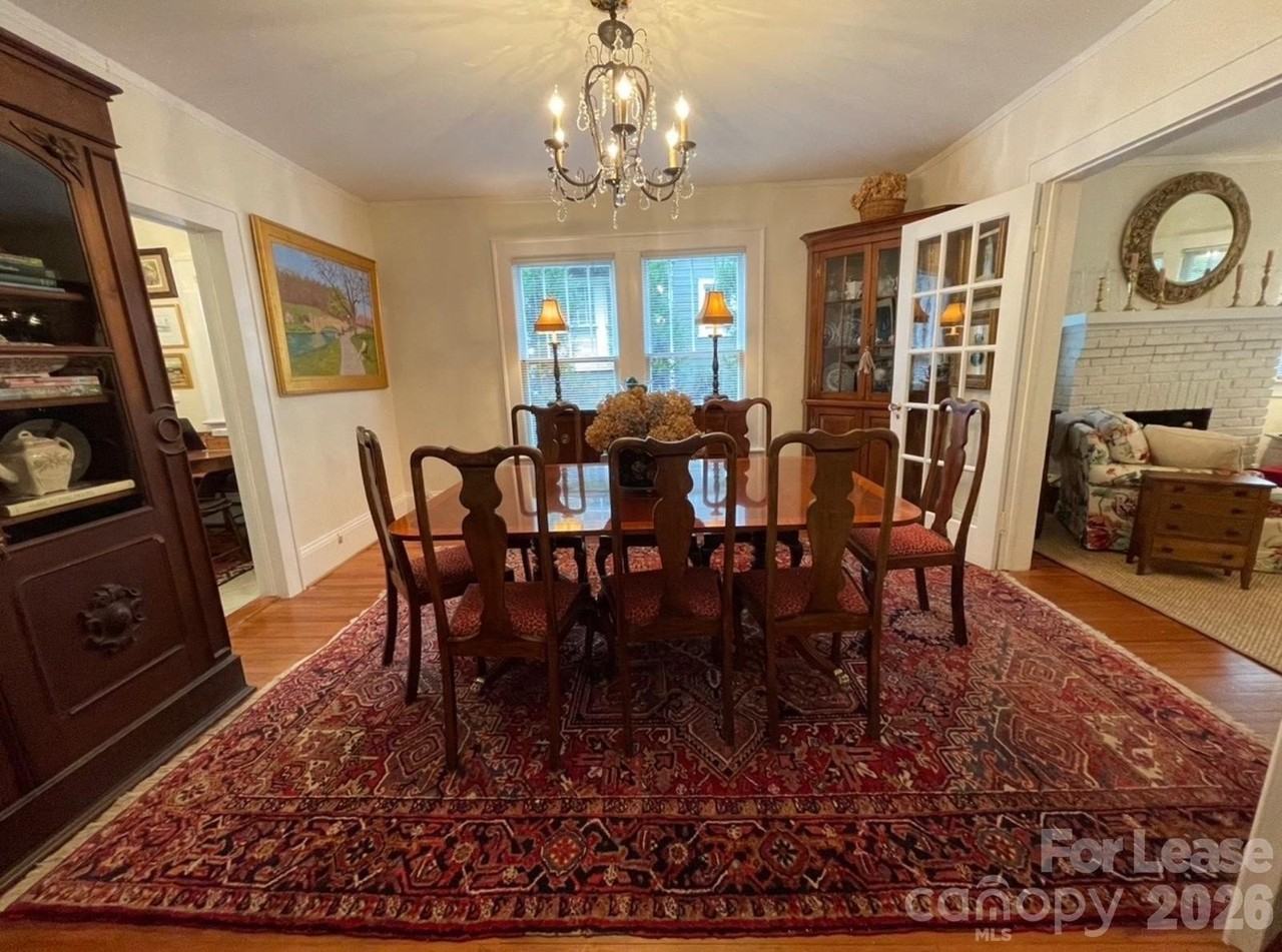 218 Circle Ave #218 - Photo 4 of 20