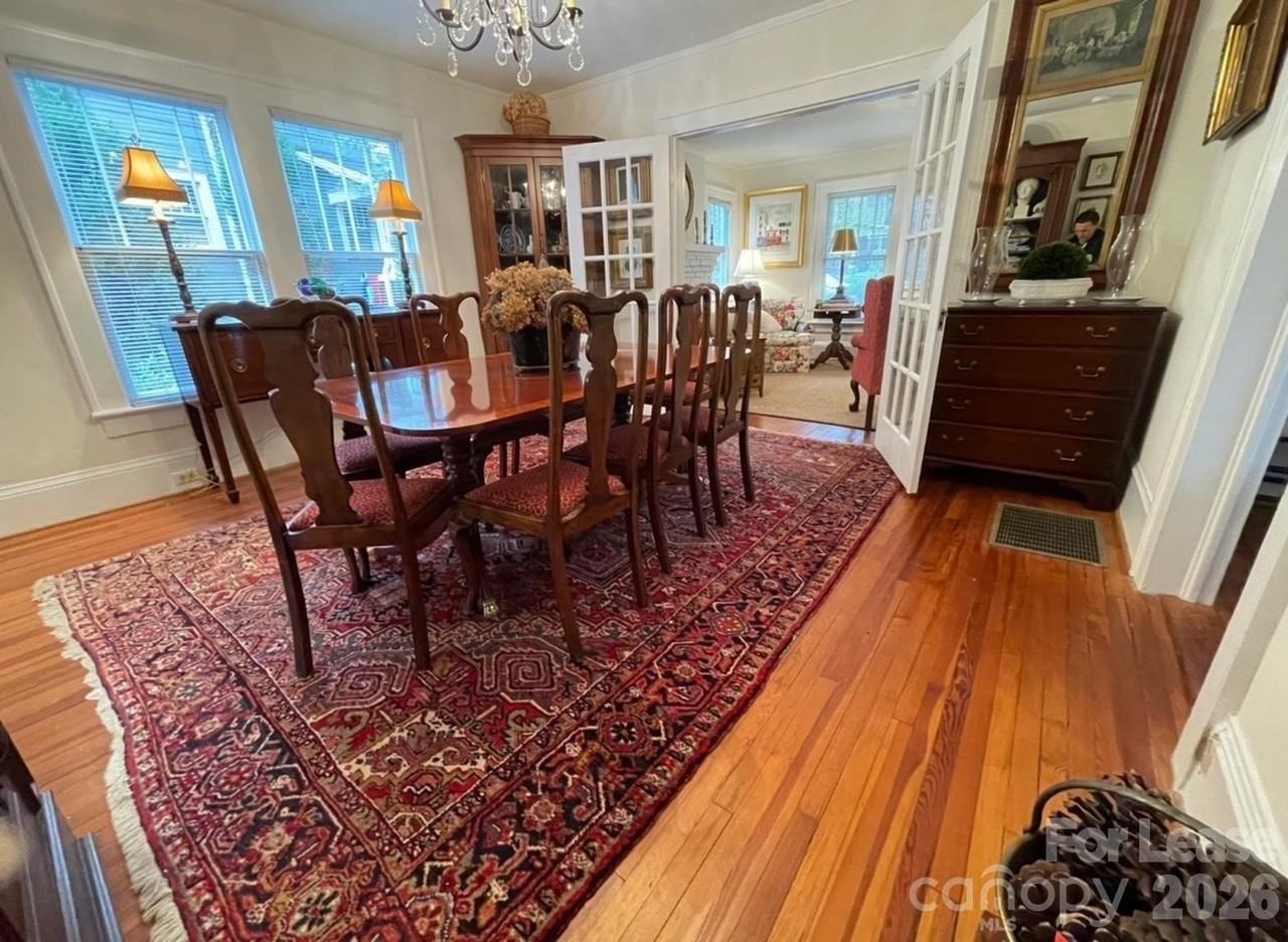 218 Circle Ave #218 - Photo 7 of 20