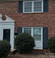 featured image of 634 Walnut St