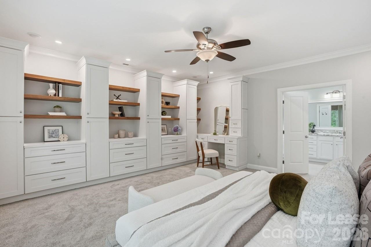 7203 Bellera Ct - Photo 4 of 44