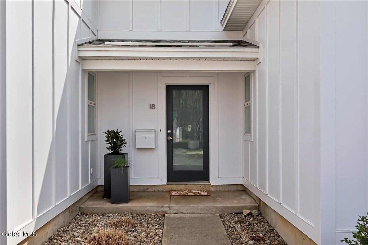 18 Granite St - Photo 6 of 50