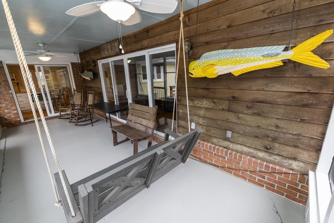 222 Forest Trl - Photo 4 of 24