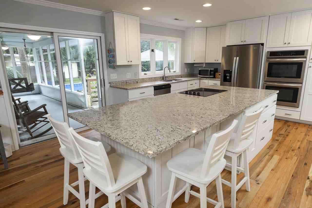 222 Forest Trl - Photo 5 of 24