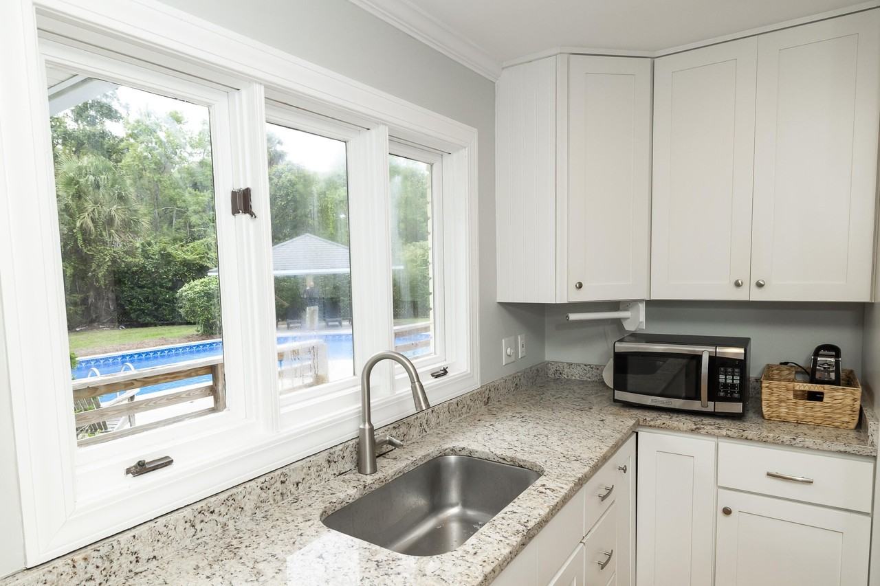 222 Forest Trl - Photo 7 of 24