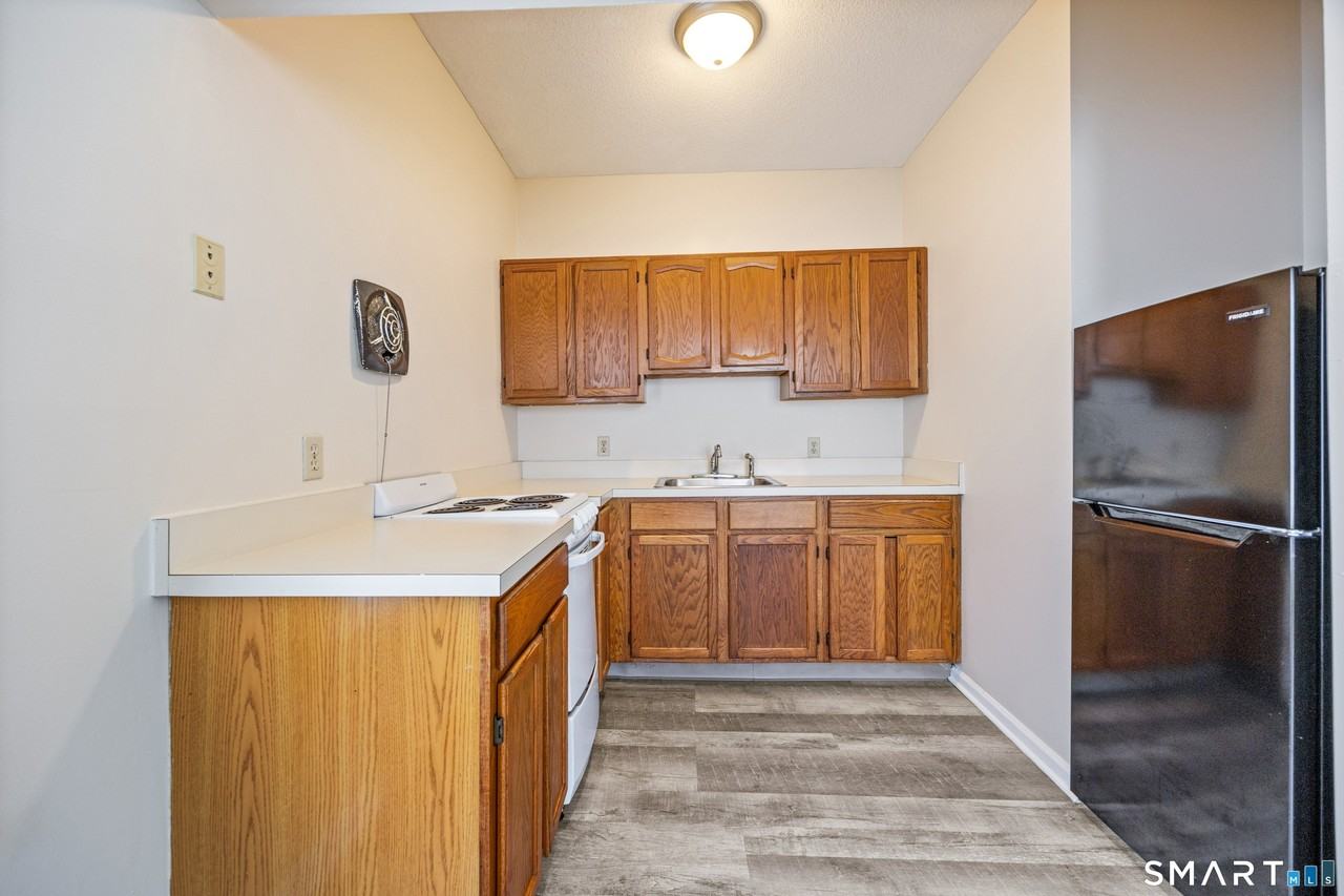 630 Broad St #2 - Photo 3 of 16