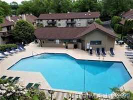 featured image of 2435 Bedford St #21A