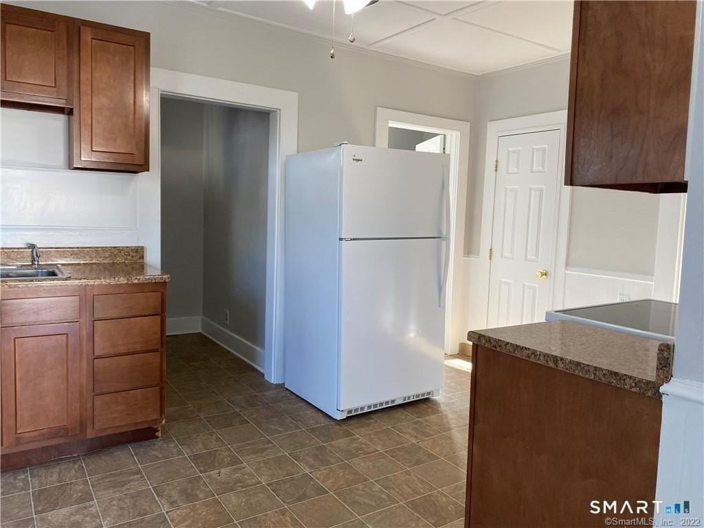 433 Migeon Ave #433 - Photo 5 of 17