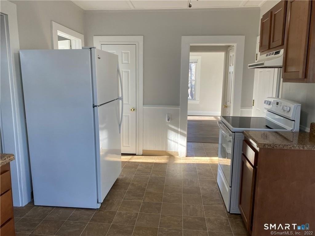 433 Migeon Ave #433 - Photo 6 of 17