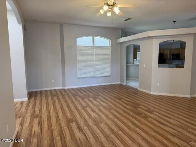 16 Fernmeadow Ln - Photo 4 of 28