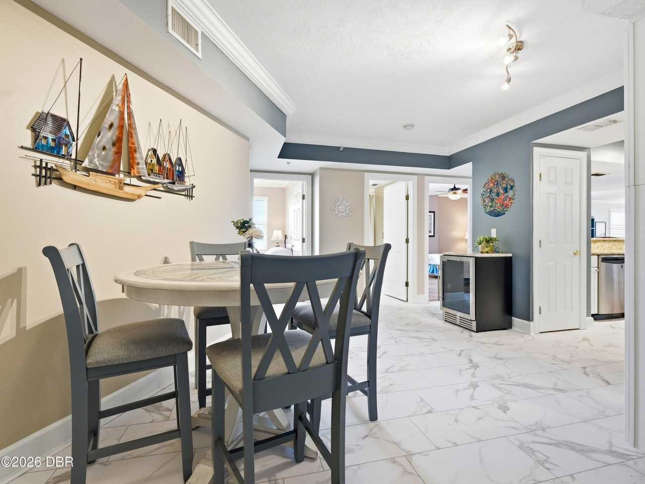 2055 S Atlantic Ave #703 - Photo 4 of 46