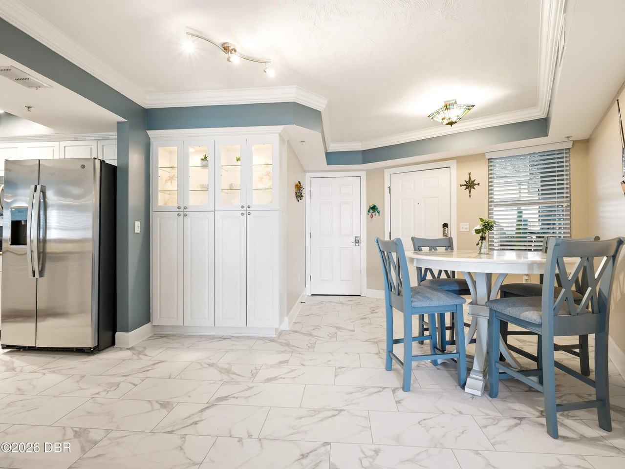 2055 S Atlantic Ave #703 - Photo 5 of 46