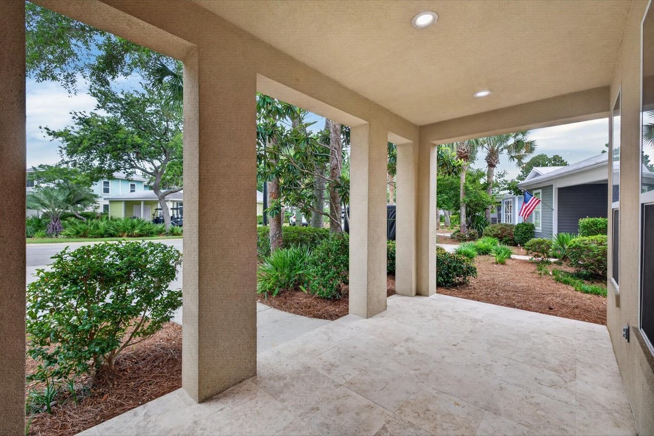 2019 Pine Island Cir - Photo 5 of 50