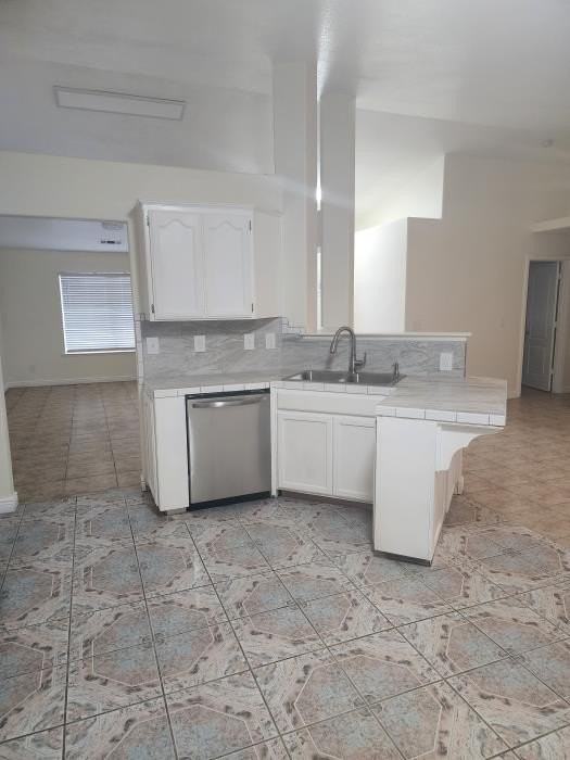 1016 Summer Field Dr - Photo 6 of 12