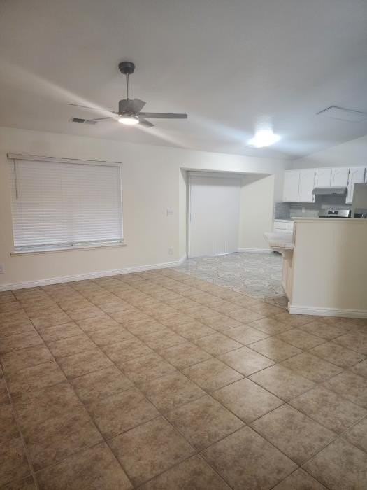 1016 Summer Field Dr - Photo 7 of 12