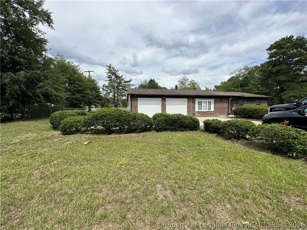 1601 Bluesprings Rd - Photo 3 of 35