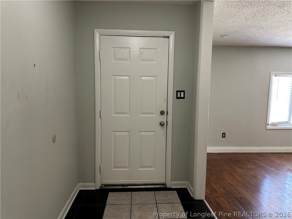 1601 Bluesprings Rd - Photo 5 of 35