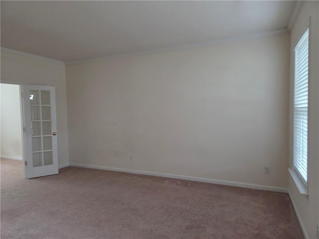8155 Cavendish Pl - Photo 6 of 35