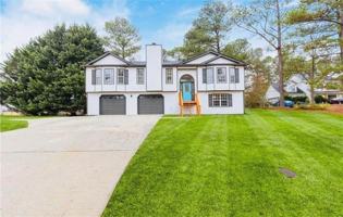 featured image of 934 Bay Ridge Dr