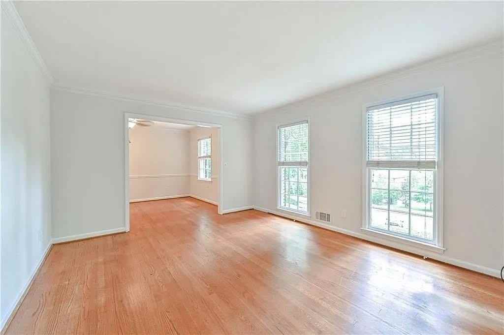260 River Valley Rd - Photo 3 of 20