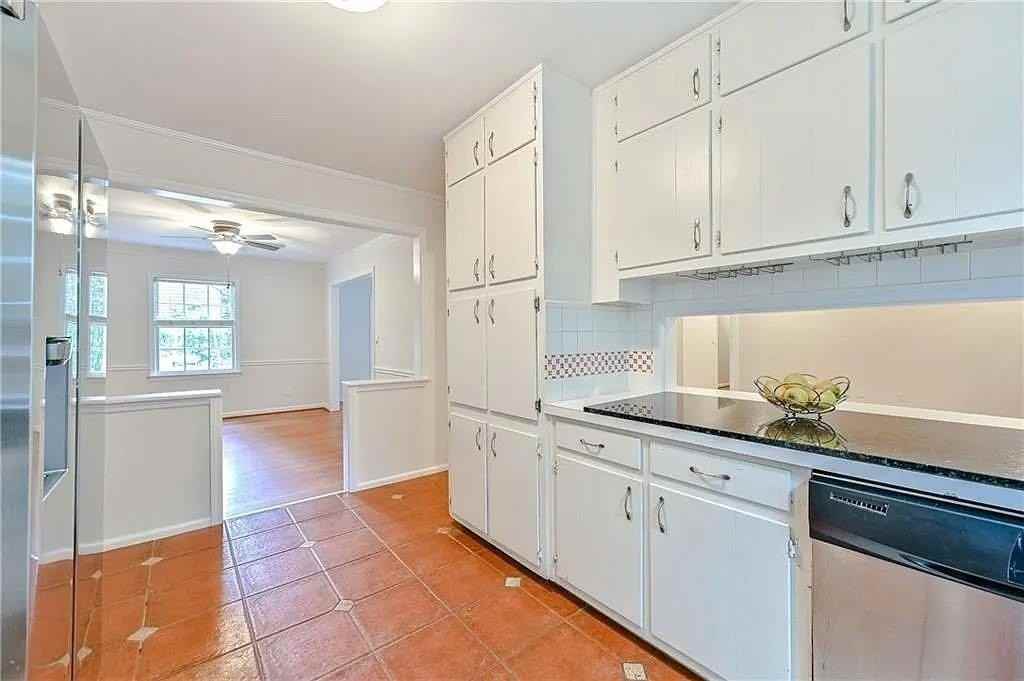 260 River Valley Rd - Photo 6 of 20